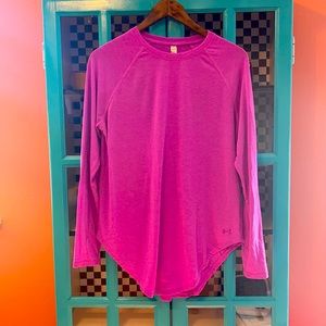 Under armor long sleeve Yoga shirt.